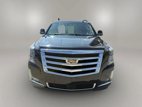 Used 2020 Cadillac Escalade Luxury AWD/4WD image 2
