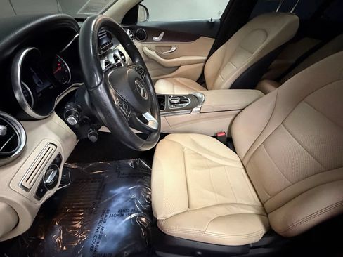 Used 2018 Mercedes-Benz C 300 Sedan image 20
