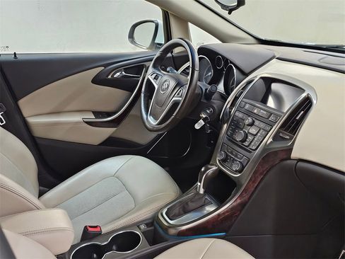 Used 2014 Buick Verano image 10