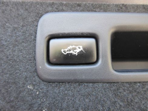 Used 2014 Lexus RX 450h AWD image 57