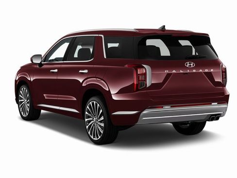 Used 2023 Hyundai Palisade Calligraphy image 2
