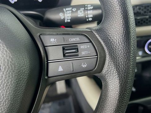 Used 2026 Honda HR-V LX image 18