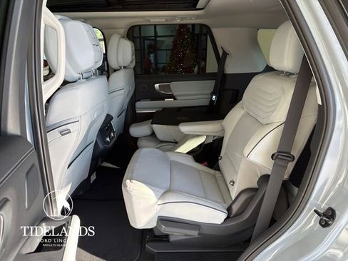 New 2026 Ford Expedition Platinum w/ Platinum Ultimate Package image 27