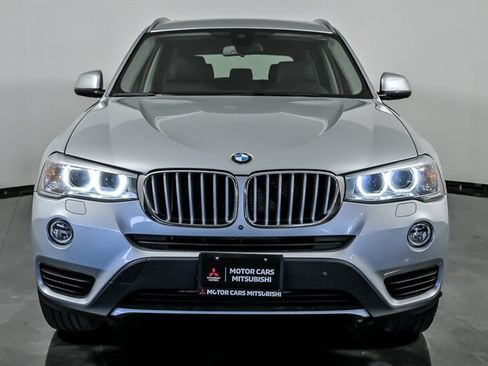 Used 2017 BMW X3 xDrive28i AWD/4WD image 4