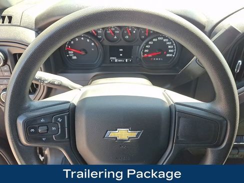Used 2023 Chevrolet Silverado 1500 Custom AWD/4WD image 4