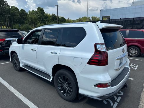 Used 2020 Lexus GX 460 Premium AWD/4WD image 3