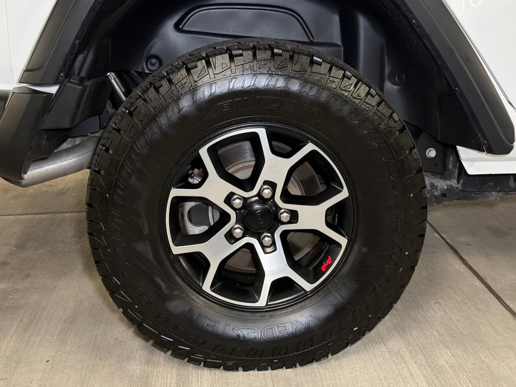 Used 2021 Jeep Wrangler Unlimited Rubicon AWD/4WD image 7