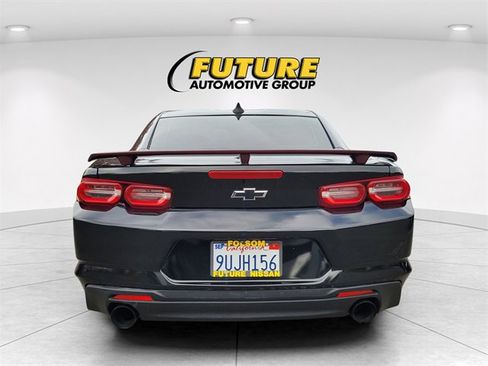 Used 2019 Chevrolet Camaro LT image 5