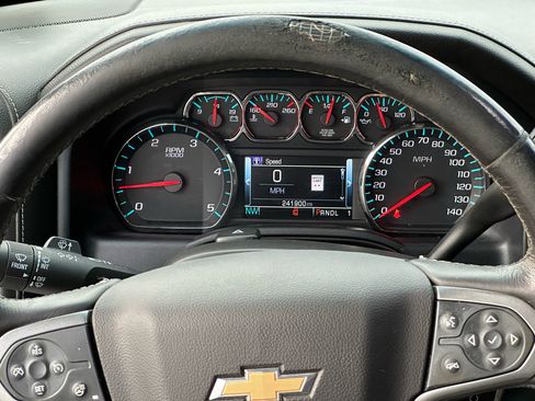 Used 2018 Chevrolet Silverado 2500 LTZ w/ Duramax Plus Package image 26