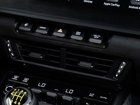 Used 2025 Porsche 911 GT3 image 34