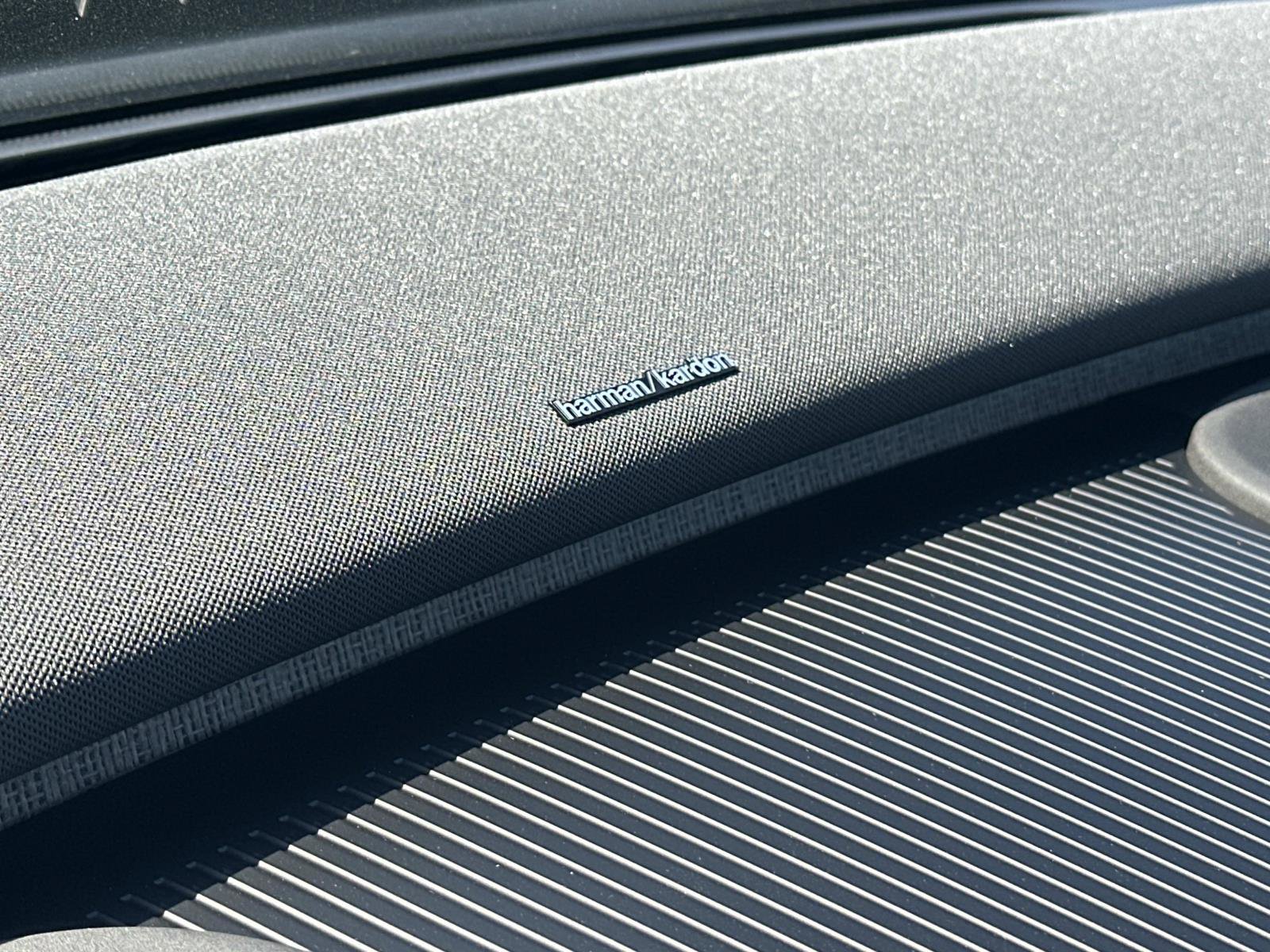 New 2026 Volvo EX30 Plus AWD/4WD image 12