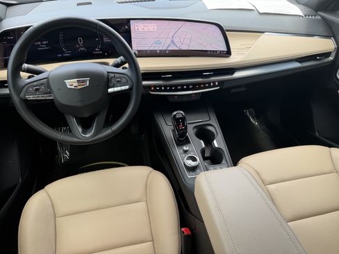Certified 2024 Cadillac XT4 Premium Luxury w/ Active Safety Package FWD image 13