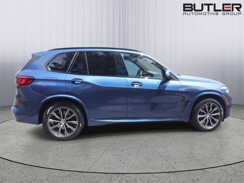 Used 2022 BMW X5 sDrive40i w/ M Sport Package image 9