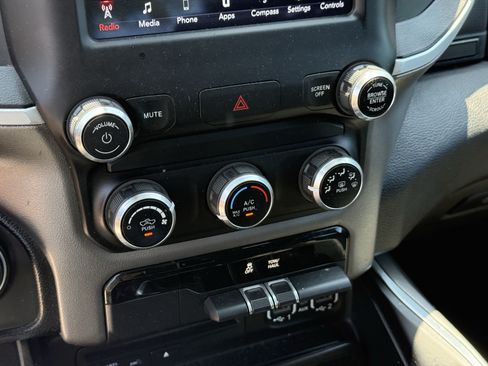 Used 2019 RAM 1500 Big Horn RWD image 22