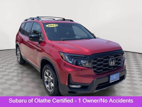 Used 2023 Honda Passport TrailSport image 1