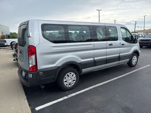 Used 2020 Ford Transit 350 XLT RWD image 2