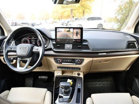 Used 2023 Audi Q5 2.0T Prestige w/ Prestige Package image 22