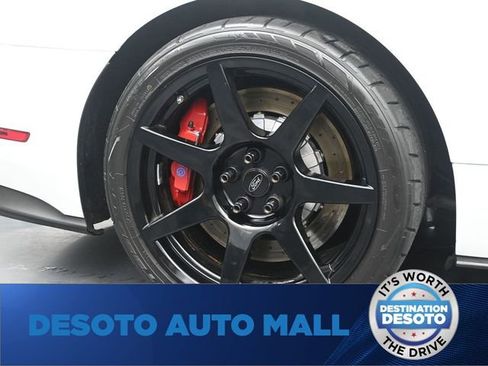 Used 2017 Ford Mustang Shelby GT350R w/ GT350R Equipment Group 920A RWD image 40