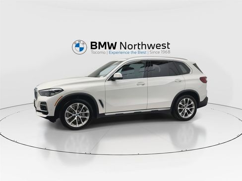 Used 2022 BMW X5 xDrive40i w/ Premium Package image 10