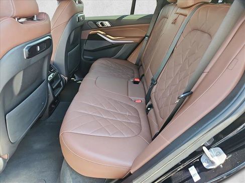 Certified 2024 BMW X5 xDrive40i w/ Premium Package AWD/4WD image 19