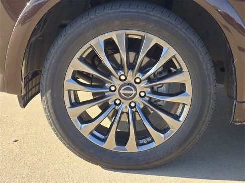 Used 2021 Nissan Armada Platinum w/ Captain's Chairs Package image 29