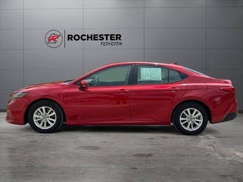 Used 2025 Toyota Camry LE FWD image 62