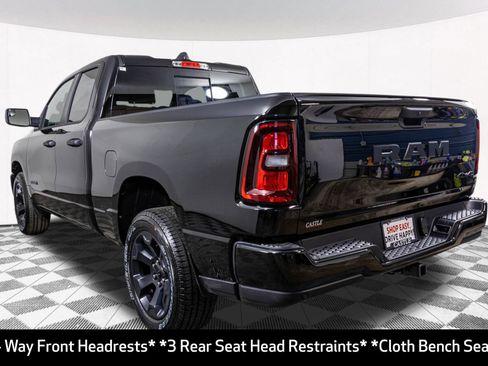 New 2026 RAM 1500 Express AWD/4WD image 17