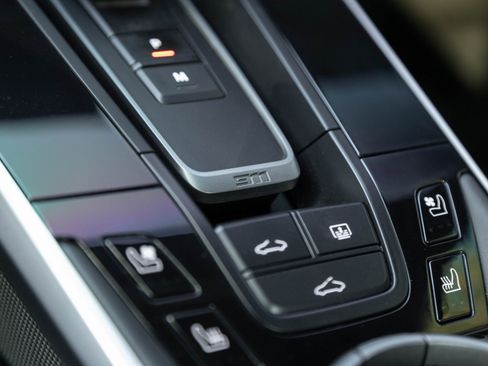 Certified 2021 Porsche 911 Carrera image 28