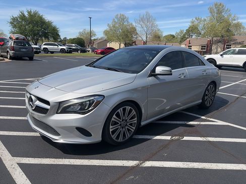 Used 2019 Mercedes-Benz CLA 250 image 1