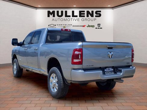 Used 2024 RAM 2500 Laramie AWD/4WD image 7