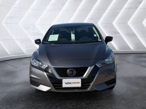 Used 2021 Nissan Versa S image 2
