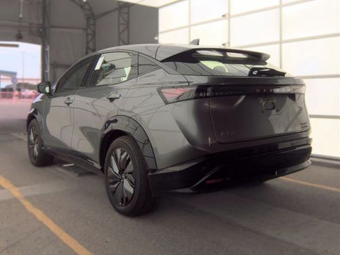 Used 2024 Nissan Ariya AWD image 3