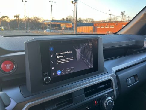 Used 2025 Toyota 4Runner TRD Off-Road image 21