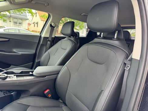 New 2025 Kia EV6 Light w/ Light LR Technology Package image 16