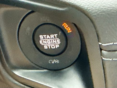 Used 2025 Jeep Wrangler Unlimited Rubicon 4xe w/ Safety Group AWD/4WD image 33