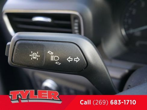 Used 2020 Ford Explorer Limited image 27