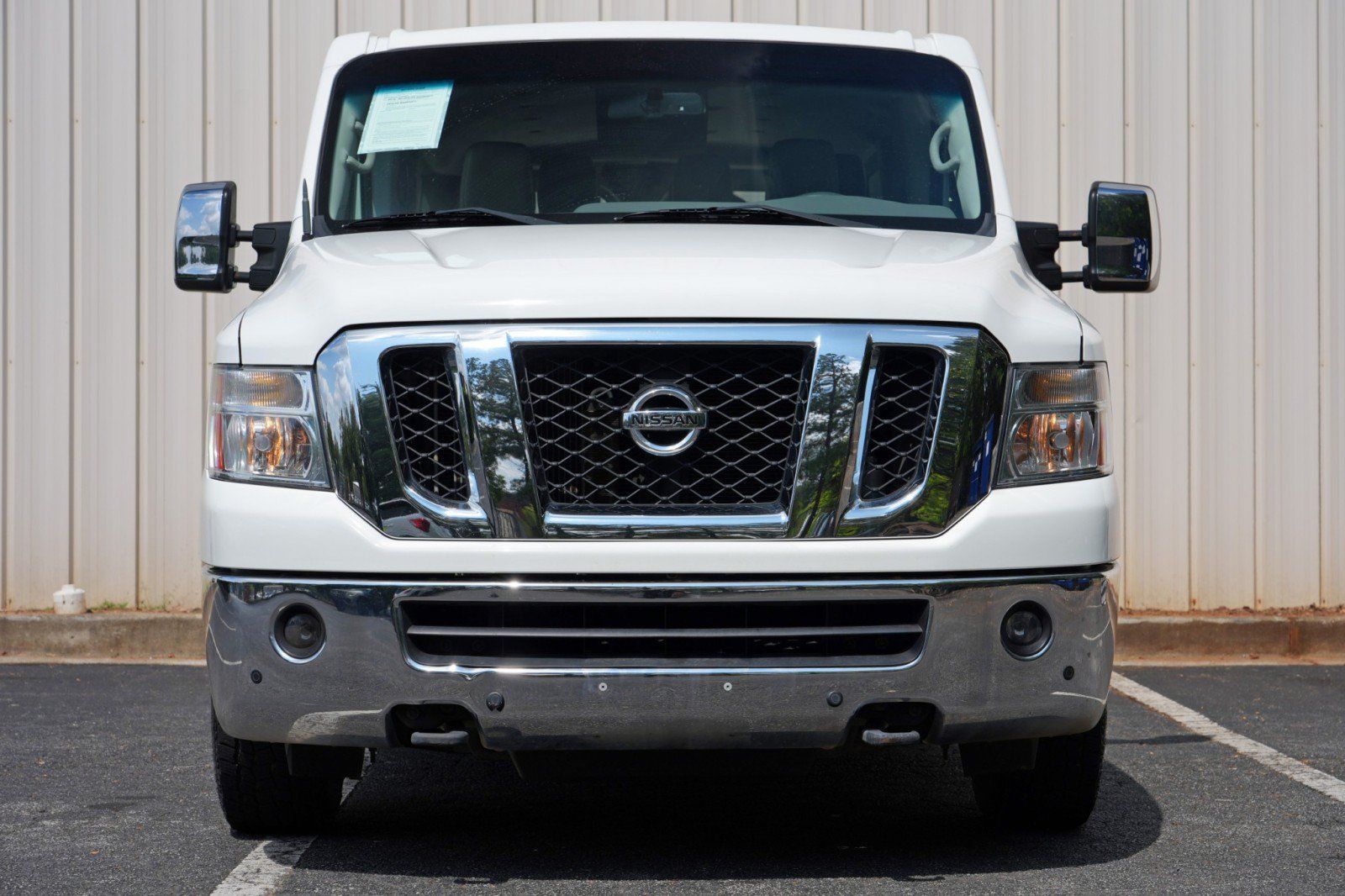 Used 2018 Nissan NV 3500 SL RWD image 6