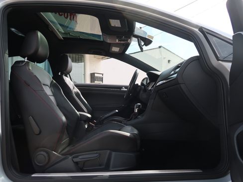 Used 2015 Volkswagen GTI SE FWD image 26