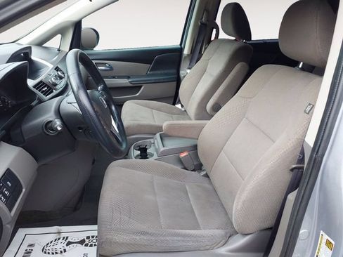 Used 2016 Honda Odyssey SE image 11