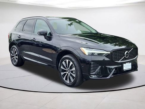 Certified 2025 Volvo XC60 B5 Plus AWD/4WD image 1