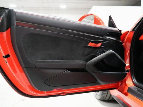 Used 2016 Porsche 911 GT3 RS image 32