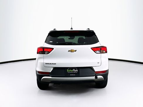 Used 2025 Chevrolet TrailBlazer LT FWD image 7