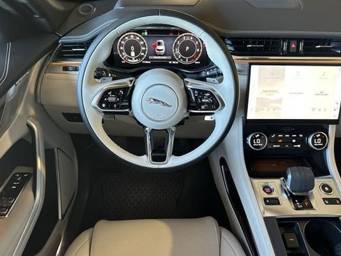 New 2026 Jaguar F-PACE R-Dynamic S AWD/4WD image 13