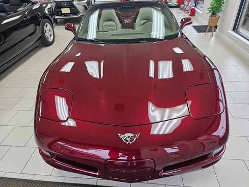Used 2003 Chevrolet Corvette Convertible w/ Preferred Equipment Group1 RWD image 4