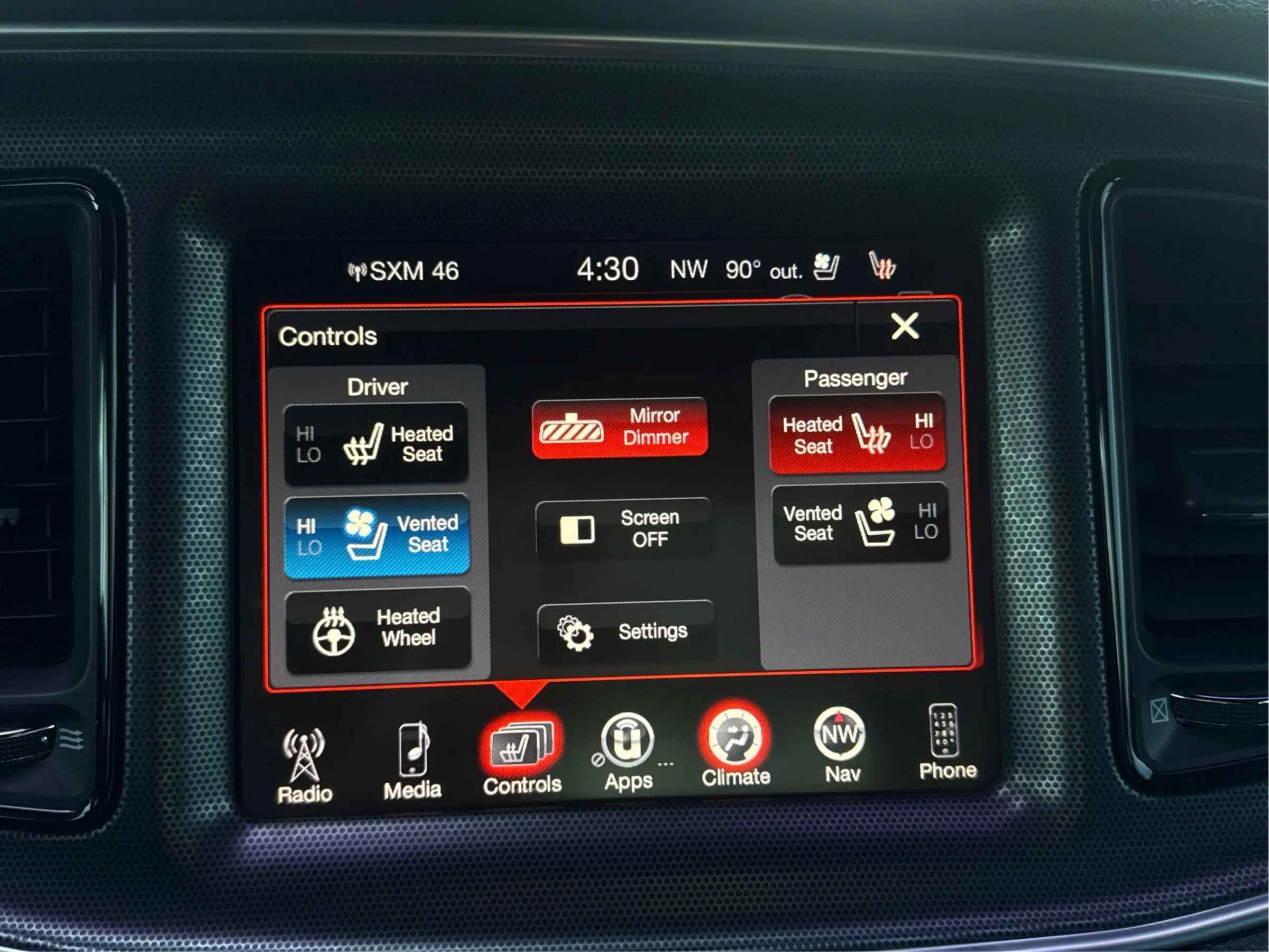 Used 2015 Dodge Challenger R/T Scat Pack w/ Leather Interior Group RWD image 25