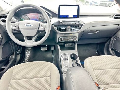 Used 2022 Ford Escape SE AWD/4WD image 9