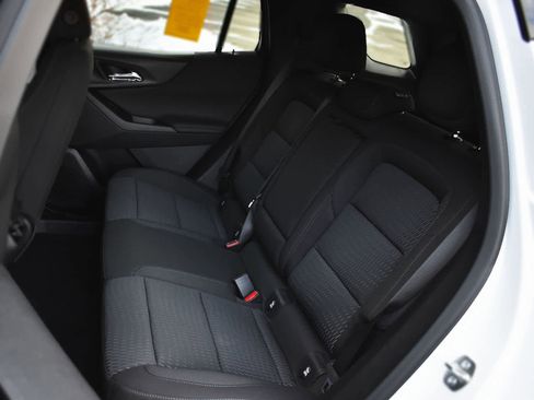 New 2026 Chevrolet Equinox LT image 11