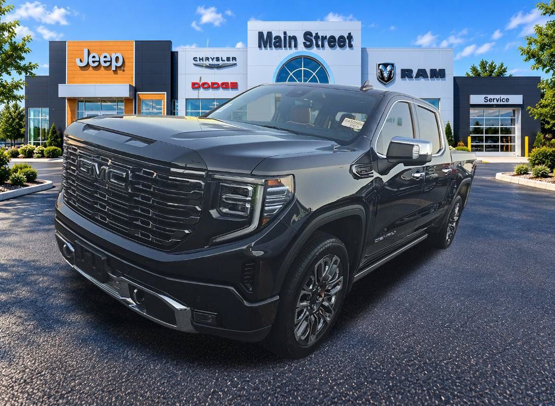 Used 2025 GMC Sierra 1500 Denali Ultimate AWD/4WD image 1