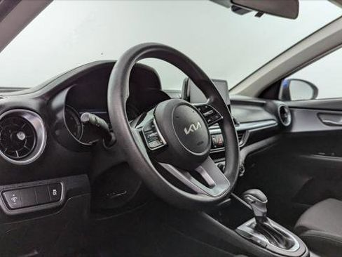 Used 2022 Kia Forte LXS image 23