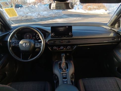 Used 2024 Honda HR-V Sport image 14